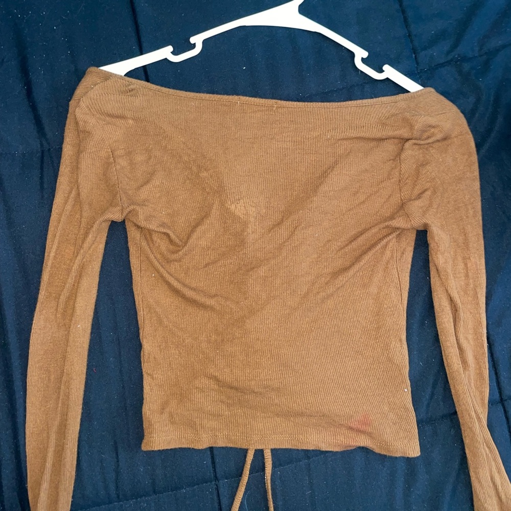 Long sleeve crop top